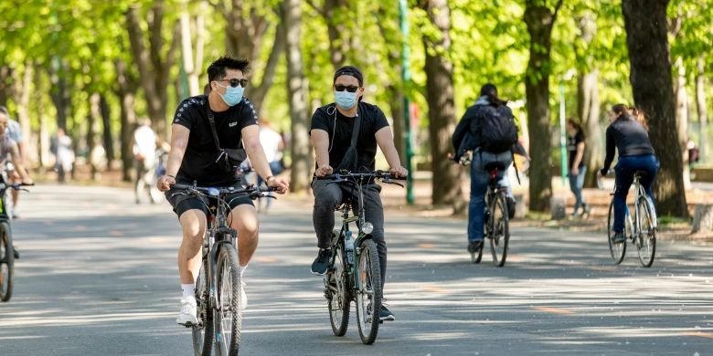 Bersepeda dengan Masker? Ini yang Harus Diperhatikan Menurut Dokter